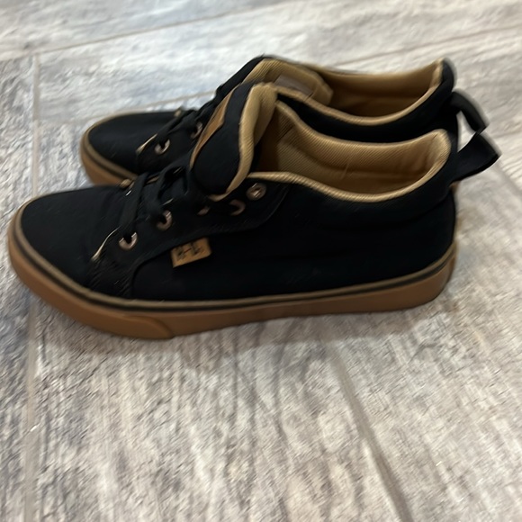 Harley Davidson Converse Style Tennis Shoes - Picture 2 of 5